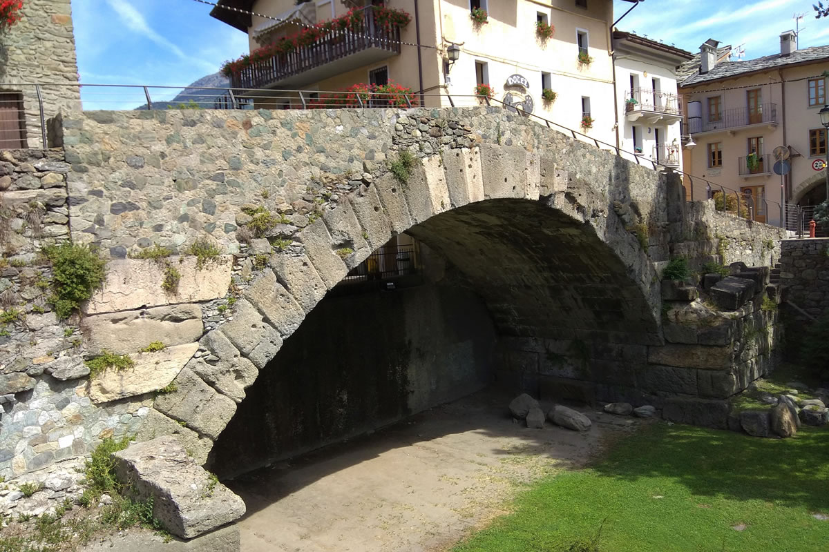 Ponte Romano