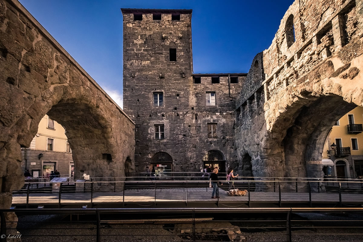 Porta Praetoria Porta Praetoria